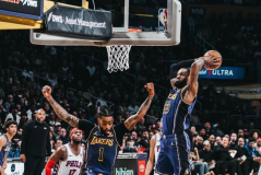 NBA绝杀巅峰：吉迪14.3米远投绝杀湖人，揭秘超远距离绝杀时刻