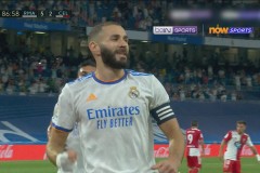 瓦伦西亚中场伤情告急：安德烈·阿尔梅达缺席，备战巴萨生变！